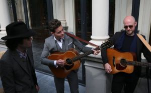 09-04-2016 SHOWBIZZ; DOUWE BOB TIJDENS PERSPRESENTATIE VAN EUROVISION IN HET VONDELPARK. 24 Landen-Deelnemers waren aanwezig en zouden in de Melkweg een concert geven.
foto: Albert den Iseger 