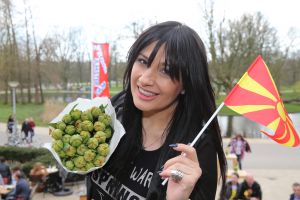 09-04-2016 SHOWBIZZ; DOUWE BOB TIJDENS PERSPRESENTATIE VAN EUROVISION IN HET VONDELPARK. 24 Landen-Deelnemers waren aanwezig en zouden in de Melkweg een concert geven.
foto: Albert den Iseger 