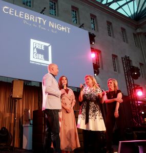 10-04-2017 SHOWBIZZ; CELEBRITY NIGHT FREE A GIRL IN SCHEEPVAART MUSEUM.
Vele artiesten en de meeste Ambassadeurs waren aanwezig op het jaarlijkse FREE A GIRL evenement. Dit jaar werd er  178000.00 opgehaald. Duidelijk veel minder als de voorgaande jaren. Ook het gemis van vele bekende uit de showbizz was opmerkelijk.
foto: Albert den Iseger