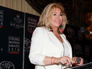 09-04-2018 SHOWBIZZ; THE STRONG WOMAN AWARD 2018 IS GEWONNEN DOOR ANNEMARIE VAN GAAL. In Grand Hotel Huis ter Duin te noordwijk was dit jaar de verkiezing van the strong woman of 2018. Vele bekende dames uit de Showbizz waren aanwezig. Annemarie van Gaal won de Award die werd uitgereikt door Bibian Mental de winnares van vorig jaar. Betty de Groot kan weer terug kijken op een gezellige en heerlijk middag.
foto: Albert den Iseger