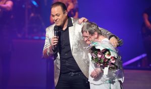 07-04-2018 SHOWBIZZ; FRANS BAUER TOUR DE FRANS IN NEDERLAND EN BELGIE. Een uitverkocht succes zijn de concerten van Frans Bauer in Nederland en Belgie, DE TOUR DE FRANS concerten. Een verslag van een van deze concerten ziet u in deze fotoreportage.
foto: Albert den Iseger