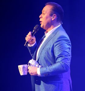 07-04-2018 SHOWBIZZ; FRANS BAUER TOUR DE FRANS IN NEDERLAND EN BELGIE. Een uitverkocht succes zijn de concerten van Frans Bauer in Nederland en Belgie, DE TOUR DE FRANS concerten. Een verslag van een van deze concerten ziet u in deze fotoreportage.
foto: Albert den Iseger