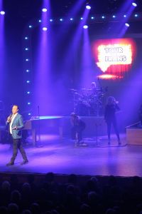 07-04-2018 SHOWBIZZ; FRANS BAUER TOUR DE FRANS IN NEDERLAND EN BELGIE. Een uitverkocht succes zijn de concerten van Frans Bauer in Nederland en Belgie, DE TOUR DE FRANS concerten. Een verslag van een van deze concerten ziet u in deze fotoreportage.
foto: Albert den Iseger