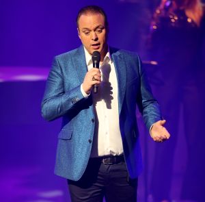 07-04-2018 SHOWBIZZ; FRANS BAUER TOUR DE FRANS IN NEDERLAND EN BELGIE. Een uitverkocht succes zijn de concerten van Frans Bauer in Nederland en Belgie, DE TOUR DE FRANS concerten. Een verslag van een van deze concerten ziet u in deze fotoreportage.
foto: Albert den Iseger