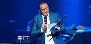 07-04-2018 SHOWBIZZ; FRANS BAUER TOUR DE FRANS IN NEDERLAND EN BELGIE. Een uitverkocht succes zijn de concerten van Frans Bauer in Nederland en Belgie, DE TOUR DE FRANS concerten. Een verslag van een van deze concerten ziet u in deze fotoreportage.
foto: Albert den Iseger