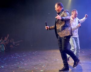 07-04-2018 SHOWBIZZ; FRANS BAUER TOUR DE FRANS IN NEDERLAND EN BELGIE. Een uitverkocht succes zijn de concerten van Frans Bauer in Nederland en Belgie, DE TOUR DE FRANS concerten. Een verslag van een van deze concerten ziet u in deze fotoreportage.
foto: Albert den Iseger