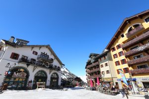 28-03-2019 NIEUWS; WINTERSPORT IN LES ARCS 1950 FRANKRIJK HEEFT ALLES WAT JE ZOEKT OP VAKANTIE. Veel sneeuw, mooi weer en een zeer gevarieerd aanbod van winkels en restaurants.
foto: Albert den Iseger