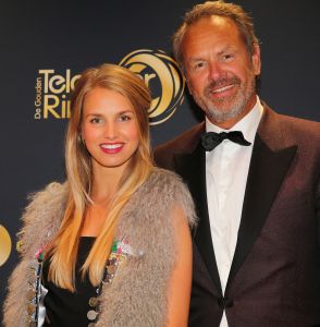 01-04-2020 SHOWBIZZ; BERT EN ASTRID KUIZINGA OOK BESMET MET HET CORONA VIRUS .Roosje Kuizinga verteld op soc. media haar verhaal over haar zieke ouders. Haar vader Bert is ontslagen uit het ziekenhuis maar moeder Astrid ligt nog in het ziekenhuis maar het gaat redelijk goed met haar, aldus dochter Roosje.
foto: Albert den Iseger