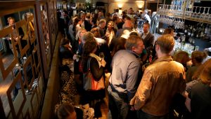 19-06-2015 SHOWBIZZ; RON BLAUW OPENT ZIJN GASTOBAR IN AMSTERDAM.
foto: Albert den Iseger