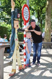 09-08-2015 SHOWBIZZ; WOLTER KROES UNDER CONTROL IN EFTELING.
foto: Albert den Iseger