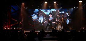 11-08-2019 SHOWBIZZ; HANS KLOK STILL GOING VERY STRONG IN LAS VEGAS. Vrijwel elke avond volle bak in het Excalibur theater. Hans en zijn team doen een show van 70 minuten en dan gaat iedereen met volle verbazing terug naar zijn slot machines in het immense grote Excalibur hotel, 4200 kamers en duizenden slot machines.
foto: Albert den Iseger