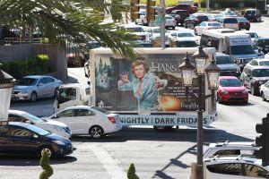 11-08-2019 SHOWBIZZ; HANS KLOK STILL GOING VERY STRONG IN LAS VEGAS. Vrijwel elke avond volle bak in het Excalibur theater. Hans en zijn team doen een show van 70 minuten en dan gaat iedereen met volle verbazing terug naar zijn slot machines in het immense grote Excalibur hotel, 4200 kamers en duizenden slot machines.
foto: Albert den Iseger