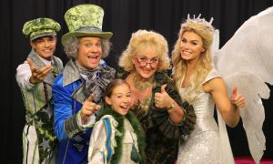 26-11-2016 SHOWBIZZ; CARLO BOSZHARD SCHITTERT IN THE CHRISTMAS SHOW. Magisch, spectaculair en hartverwarmend wordt de Christmas Show van 2016. Samen met oa. Karin Bloemen, Buddy Vedder, Nicolette van Dam, Jamai, Leona Philippo en Epke Zonderland zal het een waar Kerst spektakel worden in de Ziggo Dome.
foto: Albert den Iseger