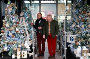 02-12-2017 SHOWBIZZ; RONNIE TOBER EN PARTNER JAN JOCHEMS BEREIDEN ZICH VOOR OP DE KERSTDAGEN.
Fote Albert den Iseger