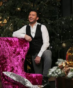 06-12-2017 SHOWBIZZ; TINO MARTIN LANCEERT VANDAAG KERST SINGLE EN VIDEO CLIP. Tino Martin reisde met zijn team naar Oostenrijk om een video clip op te nemen voor zijn nieuwe single  KERSTFEEST WIL IK VIEREN.
foto: Albert den Iseger