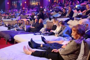 11-02-2017 SHOWBIZZ; FRANS BAUER IN BED MET IRENE MOORS.Voor de laatste aflevering van het TV programma IN BED MET IRENE was Frans Bauer uitgenodigd. Een en al gezelligheid en lol en meer dan 100.000 extra kijkers voor dit mooie programma.
Hopelijk komt het volgend jaar weer terug op de TV.
foto: Albert den Iseger