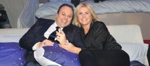 11-02-2017 SHOWBIZZ; FRANS BAUER IN BED MET IRENE MOORS.Voor de laatste aflevering van het TV programma IN BED MET IRENE was Frans Bauer uitgenodigd. Een en al gezelligheid en lol en meer dan 100.000 extra kijkers voor dit mooie programma.
Hopelijk komt het volgend jaar weer terug op de TV.
foto: Albert den Iseger