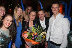 11-02-2017 SHOWBIZZ; LENIE BAMBERGEN DE WEDUWE VAN PIET BAMBERGEN VIERT 80 STE VERJAARDAG.
foto: Albert den Iseger