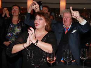 25-02-2018 SHOWBIZZ; RONNIE TOBER EN JAN JOCHEMS 50 JAAR SAMEN. Het was feest bij Ronnie en Jan in Ede. 50 jaar waren ze samen, lief en leed gedeeld en nog steeds onwijs gelukkig met elkaar. Dus tijd voor een feestje waar vele bekende uit het vak waren uitgenodigd.
foto: Albert den Iseger