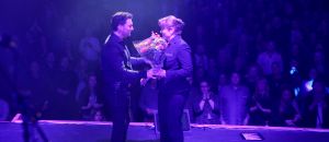 29-01-2018 SHOWBIZZ; TINO MARTIN LAAT HET AFAS CIRCUSTHEATER DE SFEER PROEVEN. De sfeer van mooie muziek,gezelligheid en genieten. Het kon allemaal niet op in het circus theater. Tino Martin liet een uitverkocht Circus Theater vooral genieten van de mooie muziek.Gasten als Gin Dutch en Hans Kap maakte de avond compleet. Scheveningen kijkt nu al uit naar de volgende editie.
foto: Albert den Iseger