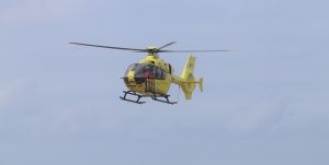 29-07-2017 NIEUWS; WEER GROOT ALARM VOOR VERMISSING IN EGMOND AAN ZEE.
Het was voor de zoveelste keer raak in Egmond aan zee, trauma Helicopter-Politie Helicopter en 5 Ambulances waren uitgerukt voor een vermissing op zee.
foto: Albert den Iseger