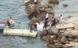 26-06-2016 SHOWBIZZ; NICK SCHILDER TROUWDE ZIJN KRISTEN OP ZONNIG IBIZA. De mooiste dag uit ons leven zo vertelde Nick aan de paar PERS mensen die aanwezig waren op de door hun gekozen een sombere foto lokatie. foto: Albert den Iseger