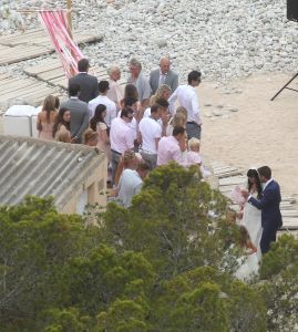 26-06-2016 SHOWBIZZ; NICK SCHILDER TROUWDE ZIJN KRISTEN OP ZONNIG IBIZA. De mooiste dag uit ons leven zo vertelde Nick aan de paar PERS mensen die aanwezig waren op de door hun gekozen een sombere foto lokatie. foto: Albert den Iseger