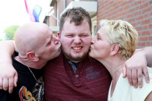 07-06-2016 SHOWBIZZ; NICK NICOLAI WINNAAR VAN HGT KRIJGT ALLE AANDACHT VAN PERS EN FANS.
foto: Albert den Iseger