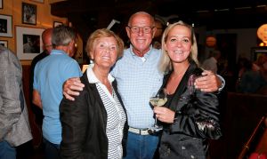 17-06-2019 NIEUWS; AD BESSELING IS MISTER PILAREN AL VOOR 50 JAAR. Vele bekende Bergenaren en bekenden uit de NL showbizz waren aanwezig  op het jubileumfeest van Ad Besseling,de uitbater van de huiskamer van Bergen. Het was gezellig tot diep in de Bergense nacht.
foto: Albert den Iseger