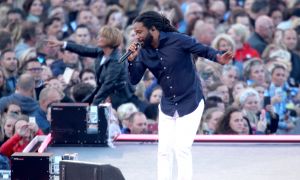 08-06-2019 SHOWBIZZ; TINO MARTIN IN HET OLYMPISCH STADION AMSTERDAM. Tino verraste de 28000 fans met een geweldig programma vol met mooie muziek.Rene Froger-Trijntje Oosterhuis en Glen Faria waren zijn gasten-vrienden die deze avond tot een succes maakte. Tino Martin was groots het een zeer grote G. Zijn fans waren uitbundig en de sfeer in het prachtige  stadion was een en al gezelligheid.
foto: Albert den Iseger