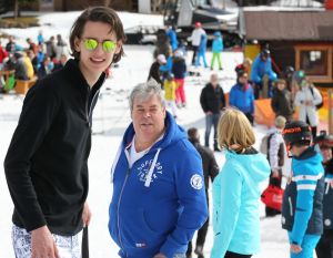 15-03-2017 SHOWBIZZ; TOPPERS MAKEN PLEZIER IN OOSTENRIJK. Gerard Joling-Rene Froger en Jeroen van der Boom waren aan het dollen in de sneeuw. De TOPPERS waren weer op hun best in het Oostenrijkse SEEFELD.
foto: Albert den Iseger