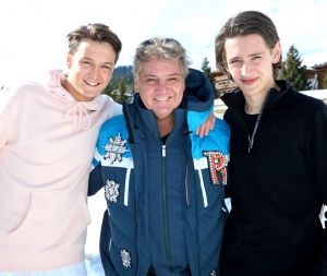 15-03-2017 SHOWBIZZ; TOPPERS MAKEN PLEZIER IN OOSTENRIJK. Gerard Joling-Rene Froger en Jeroen van der Boom waren aan het dollen in de sneeuw. De TOPPERS waren weer op hun best in het Oostenrijkse SEEFELD.
foto: Albert den Iseger