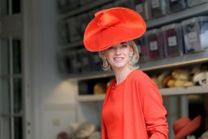 08-05-2015 SHOWBIZZ; FABIENNE DELVIGNE IS DE GEBREVETTEERDE HOFLEVERANCIER VAN KONINGIN MAXIMA. Zij maakt de mooiste hoeden en tassen voor onze MAXIMA. De nieuwe glossy MAXIMA is nu uit en daarin een uitgebreid verslag over FABIENNE en haar passie.
foto: Albert den Iseger