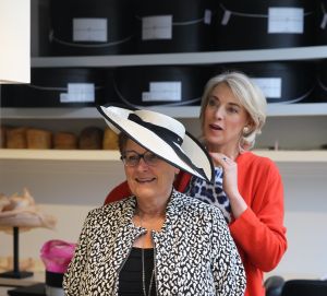 08-05-2015 SHOWBIZZ; FABIENNE DELVIGNE IS DE GEBREVETTEERDE HOFLEVERANCIER VAN KONINGIN MAXIMA. Zij maakt de mooiste hoeden en tassen voor onze MAXIMA. De nieuwe glossy MAXIMA is nu uit en daarin een uitgebreid verslag over FABIENNE en haar passie.
foto: Albert den Iseger