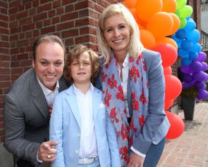 22-05-2017 SHOWBIZZ; LUCAS BAUER DOET ZIJN EERSTE COMMUNIE IN FIJNAART.
foto: Albert den Iseger