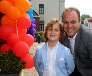 22-05-2017 SHOWBIZZ; LUCAS BAUER DOET ZIJN EERSTE COMMUNIE IN FIJNAART.
foto: Albert den Iseger