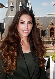 26-05-2017 SHOWBIZZ; YOLANTHE SNEIJDER CABAU EN HAAR ZUS REBECCA GAAN WEER LEUKE DINGEN DOEN. De strijdbijl is begraven en het is weer tijd voor gezelligheid en om samen leuke dingen te gaan doen.
foto: Albert den Iseger