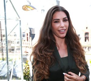 26-05-2017 SHOWBIZZ; YOLANTHE SNEIJDER CABAU EN HAAR ZUS REBECCA GAAN WEER LEUKE DINGEN DOEN. De strijdbijl is begraven en het is weer tijd voor gezelligheid en om samen leuke dingen te gaan doen.
foto: Albert den Iseger