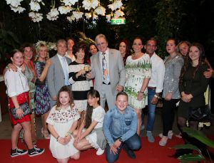 07-05-2018 SHOWBIZZ; ZO VERRAST LEE TOWERS ZIJN LAURA. Laura Huijzer werd gisteren 75 jaar en dat werd gevierd met familie en hechte vrienden van het al 45 jaar getrouwde stel Lee en Laura Towers.
foto: Alkbert den Iseger