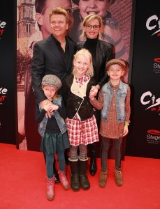 20-11-2016 SHOWBIZZ; JONG EN OUD LACHEN EN HUILEN OM CISKE DE RAT. In het theater DeLeMAR te Amsterdam de premiere van de musical CISKE DE RAT.
foto: Albert den Iseger