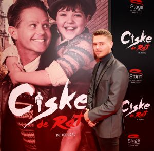 20-11-2016 SHOWBIZZ; JONG EN OUD LACHEN EN HUILEN OM CISKE DE RAT. In het theater DeLeMAR te Amsterdam de premiere van de musical CISKE DE RAT.
foto: Albert den Iseger