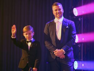 06-11-2017 SHOWBIZZ; ANGELS OF LIGHT GALA 2017. Wereld Ouders organiseerde voor de 6de keer het Angels of Light Gala. Het gala bracht dit jaar  400.000 op dat volledig naar projecten rondom het thema familie gaat. De organisatie biedt structurele  hulp aan thuisloze kinderen in negen Latijns-Amerikaanse landen. foto: Albert den Iseger