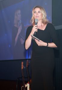 06-11-2017 SHOWBIZZ; ANGELS OF LIGHT GALA 2017. Wereld Ouders organiseerde voor de 6de keer het Angels of Light Gala. Het gala bracht dit jaar  400.000 op dat volledig naar projecten rondom het thema familie gaat. De organisatie biedt structurele  hulp aan thuisloze kinderen in negen Latijns-Amerikaanse landen. foto: Albert den Iseger