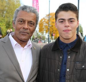 25-10-2015 SHOWBIZZ; BASTIAAN RAGAS PRESENTEERDE -ZIJ IS DE BAAS. Feestelijke premiere van de nieuwste RODE BOKSBAL productie ZIJ IS DE BAAS.
foto: Albert den Iseger