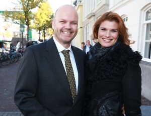 09-10-2016 SHOWBIZZ; PREMIERE VAN INDECENT PROPOSAL IN LEIDSE SCHOUWBURG. Met Matteo van der grijn-Roos van Erkel en Chris Tates. foto: Albert den Iseger