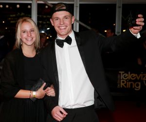 13-10-2016 SHOWBIZZ; FLOORTJE DESSING WINT GOUDEN TELEVIZIER RING 2016. Humberto Tan won de Televizier-Ster voor presentator, Chantal Janzen won opnieuw de Televizier-Ster voor presentatrice. Pip Pellens kreeg de prijs voor aanstormend talent. Paul de leeuw won met zijn talkshow. Thom Hoffman was de beste acteur en Angela Schijf als beste actrice.
foto: Albert den Iseger