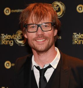 13-10-2016 SHOWBIZZ; FLOORTJE DESSING WINT GOUDEN TELEVIZIER RING 2016. Humberto Tan won de Televizier-Ster voor presentator, Chantal Janzen won opnieuw de Televizier-Ster voor presentatrice. Pip Pellens kreeg de prijs voor aanstormend talent. Paul de leeuw won met zijn talkshow. Thom Hoffman was de beste acteur en Angela Schijf als beste actrice.
foto: Albert den Iseger