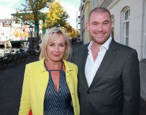 09-10-2016 SHOWBIZZ; PREMIERE VAN INDECENT PROPOSAL IN LEIDSE SCHOUWBURG. Met Matteo van der grijn-Roos van Erkel en Chris Tates. foto: Albert den Iseger