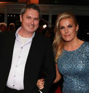 13-10-2016 SHOWBIZZ; FLOORTJE DESSING WINT GOUDEN TELEVIZIER RING 2016. Humberto Tan won de Televizier-Ster voor presentator, Chantal Janzen won opnieuw de Televizier-Ster voor presentatrice. Pip Pellens kreeg de prijs voor aanstormend talent. Paul de leeuw won met zijn talkshow. Thom Hoffman was de beste acteur en Angela Schijf als beste actrice.
foto: Albert den Iseger