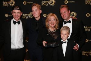 13-10-2016 SHOWBIZZ; FLOORTJE DESSING WINT GOUDEN TELEVIZIER RING 2016. Humberto Tan won de Televizier-Ster voor presentator, Chantal Janzen won opnieuw de Televizier-Ster voor presentatrice. Pip Pellens kreeg de prijs voor aanstormend talent. Paul de leeuw won met zijn talkshow. Thom Hoffman was de beste acteur en Angela Schijf als beste actrice.
foto: Albert den Iseger